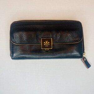 Aunthentic Vintage Tory Burch Leather Zippy Wallet - Black